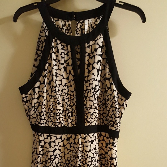 Elle Dress - Picture 2 of 4